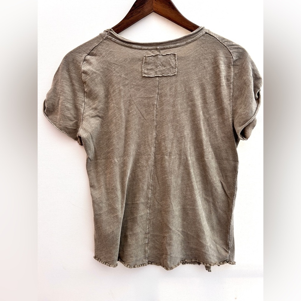Free People We The Free Taupe Burnout Tee Raw Hem Boho Top XL NWOT - Picture 8 of 10